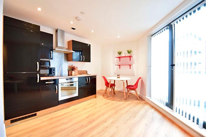 2 Bedroom Flat To Rent In Cross Green Lane, Leeds, LS9