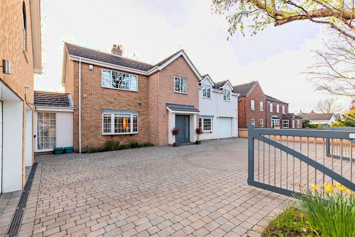 5 Bedroom Detached House For Sale In Beltoft, Doncaster, DN9