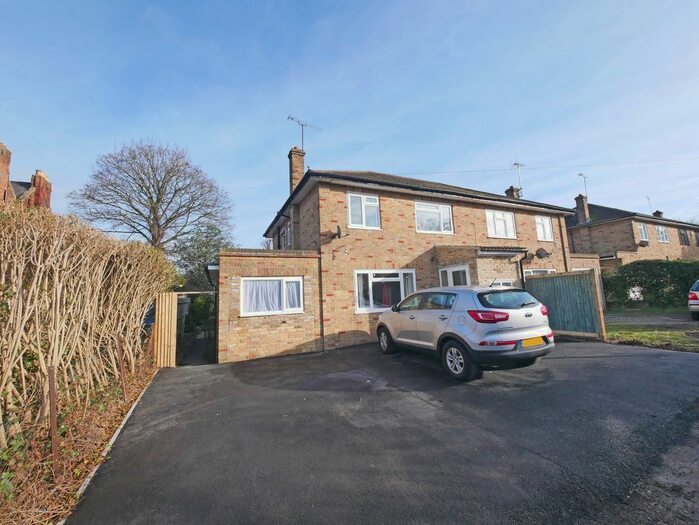 Studio To Rent In Harefield Road, Uxbridge, UB8