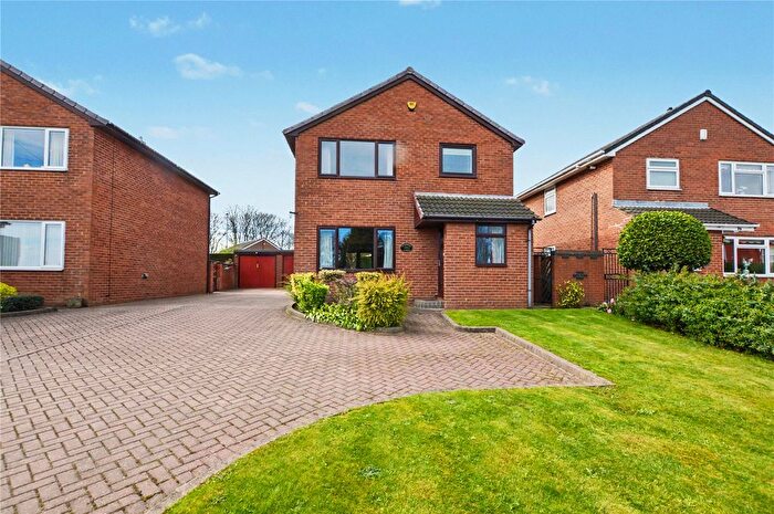 3 Bedroom Detached House For Sale In Ouzlewell Green, Lofthouse, Wakefield, West Yorkshire, WF3