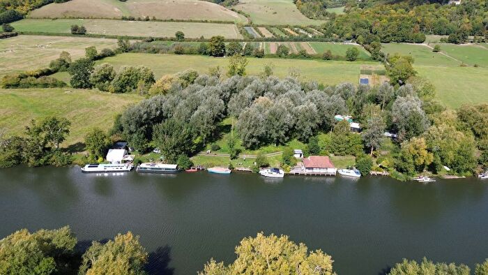 Land For Sale In Mooring Hardwick, Whitchurch On Thames, Berkshire, RG8