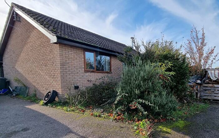 2 Bedroom Detached Bungalow For Sale In Dukes Drive, Halesworth, IP19