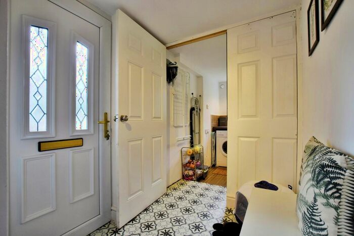 3 Bedroom Terraced House For Sale In Heybrook Road, Manchester, M23