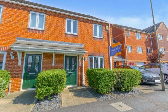 2 Bedroom Semi-Detached House To Rent In Bridge Street, Sandiacre., NG10