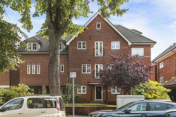 1 Bedroom Flat For Sale In Westgrove Court, Grove Road, Sutton, SM1