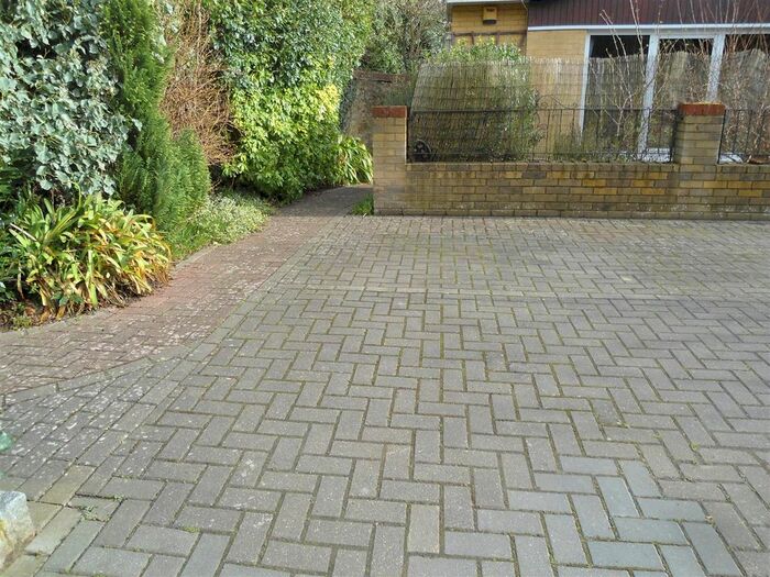 1 Bedroom Maisonette To Rent In Queens Road, Maidstone ME16