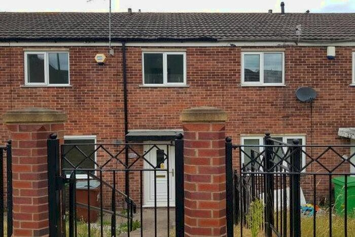 3 Bedroom Property To Rent In Flaxton Way, Nottingham, NG5