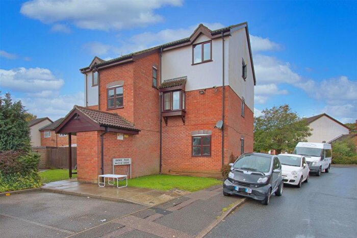 1 Bedroom Flat To Rent In Banks Road, Borehamwood, WD6