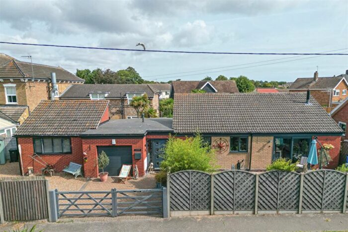 3 Bedroom Detached Bungalow For Sale In Grand Avenue, Pakefield, NR33