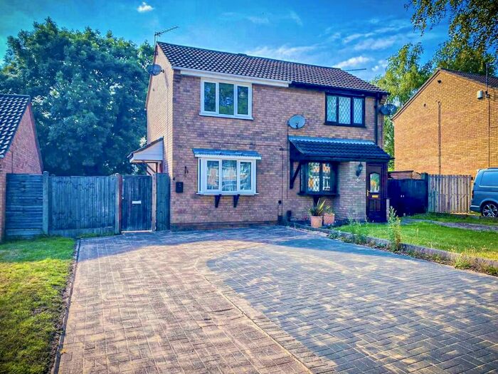 2 Bedroom Semi-Detached House To Rent In Brough Close, Lincoln, LN6