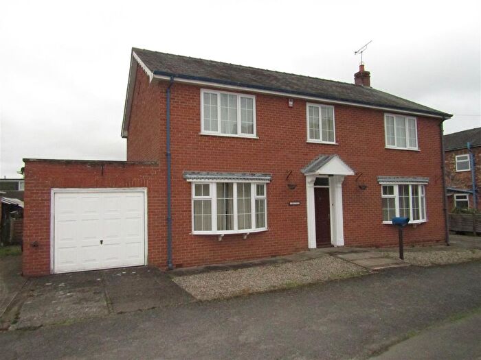 4 Bedroom Detached House For Sale In Vineries, Boroughbridge, York, YO51