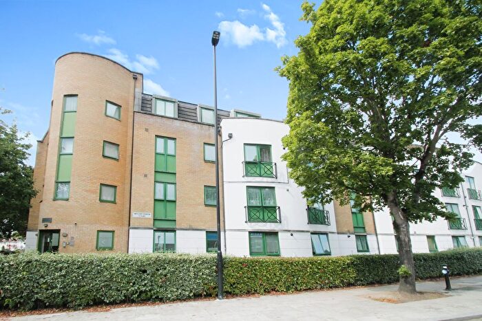 1 Bedroom Flat For Sale In William Perkin Court, Greenford Road, Greenford, UB6