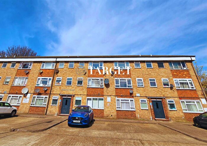 1 Bedroom Flat To Rent In Haringey, N17