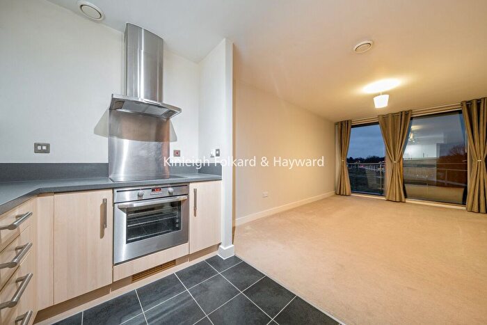 1 Bedroom Flat To Rent In Station Road, Orpington, Kent, BR6