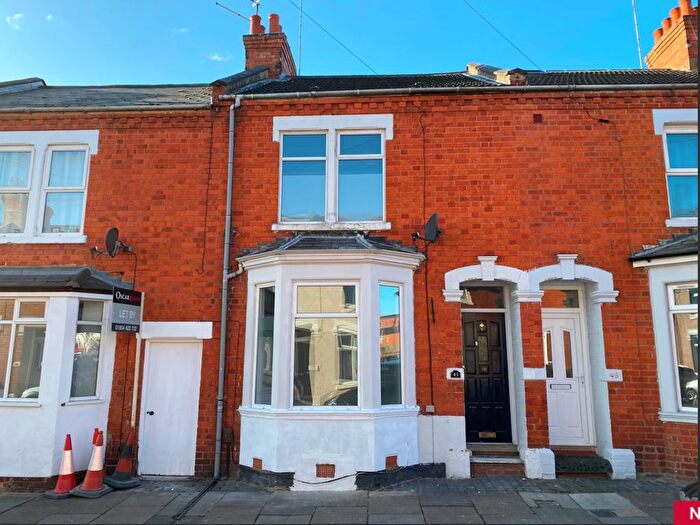 3 Bedroom Terraced House To Rent In Allen Road, Abington, Northampton, NN1