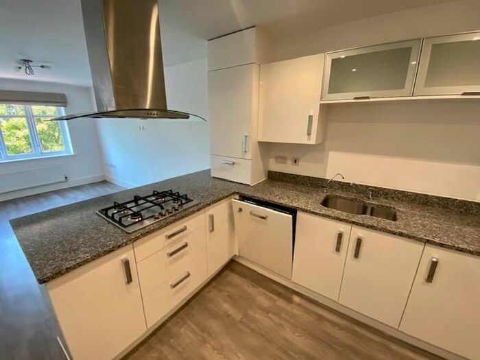 1 Bedroom Flat To Rent In Bhamra Gardens, Maidenhead SL6