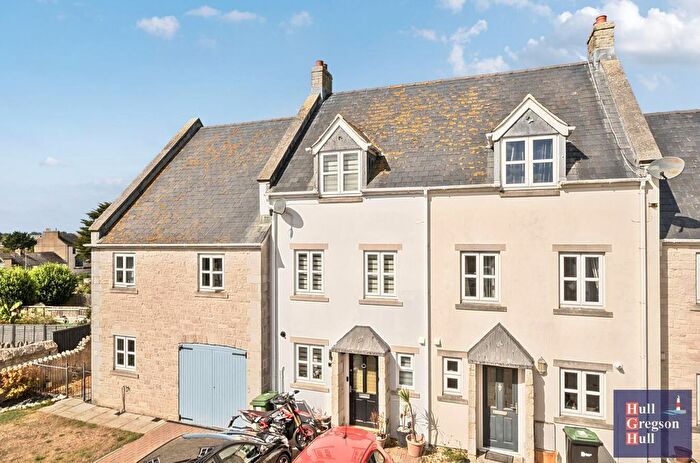 3 Bedroom Property For Sale In New Church Close, Portland, DT5