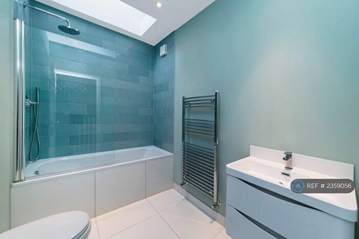 4 Bedroom Terraced House To Rent In Telferscot Road, Balham, SW12