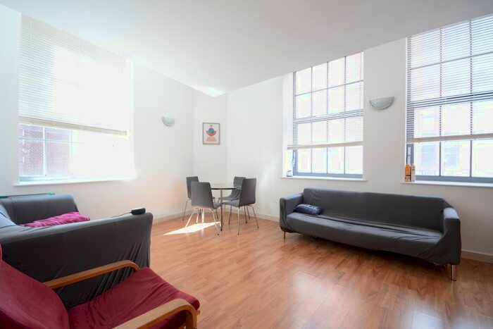 2 Bedroom Flat To Rent In The Hicking Building, Queens Road, NG2