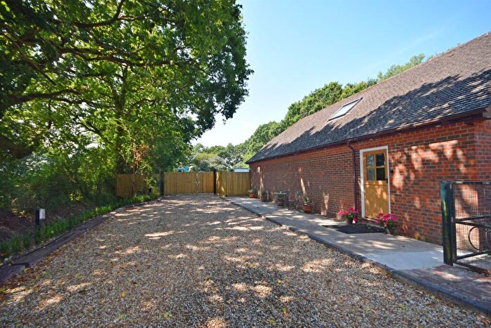 1 Bedroom Flat To Rent In Woodmancote, Emsworth, PO10