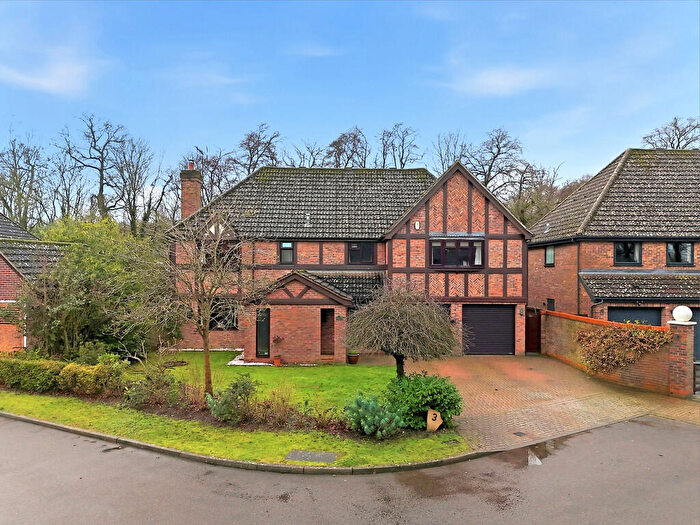 5 Bedroom Detached House For Sale In Kennett, Cambridgeshire, CB8