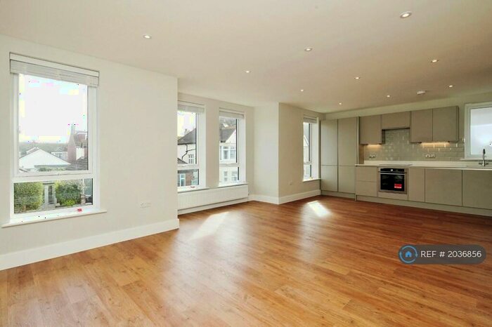 2 Bedroom Flat To Rent In Norman Road, Hove, BN3