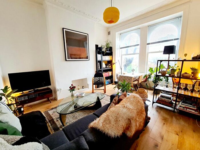 1 Bedroom Flat To Rent In Ospringe Road, Kentish Town, NW5