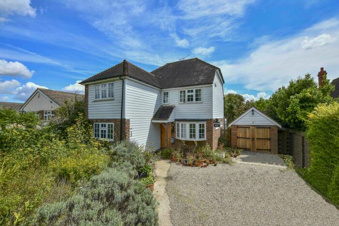 4 Bedroom Detached House For Sale In Grafty Green, ME17