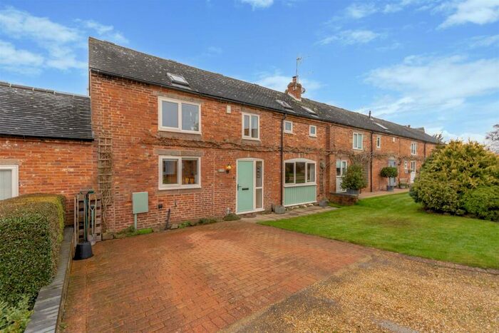 3 Bedroom Character Property For Sale In Woodfall Lane, Quarndon, Derby, DE22