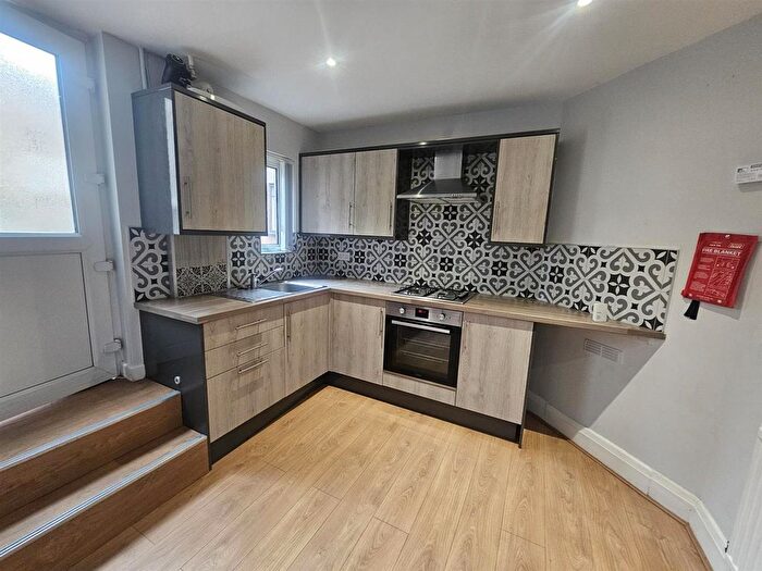2 Bedroom Flat To Rent In Lower Parliament Street, Nottingham, NG1