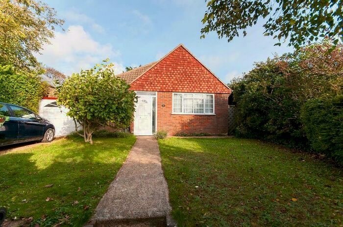 2 Bedroom Bungalow For Sale In Hastings Avenue, Seaford, East Sussex, BN25