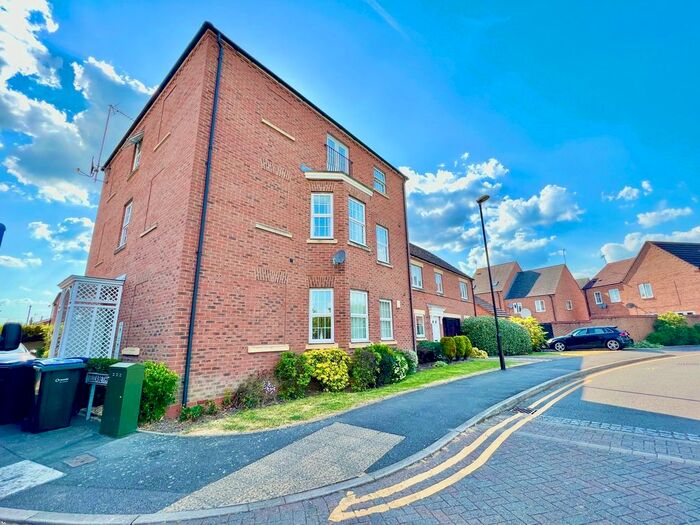 2 Bedroom Flat To Rent In Elizabeth Way, Walsgrave, Coventry, CV2