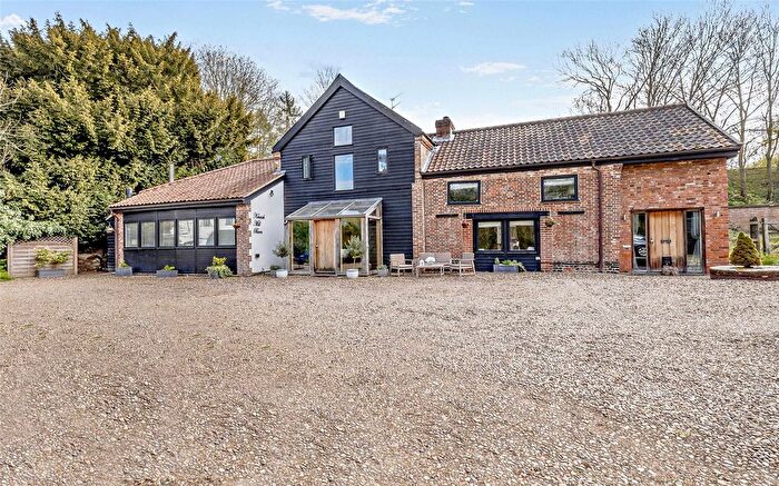 5 Bedroom Detached House For Sale In Mill Lane, Keswick, Norwich, Norfolk, NR4