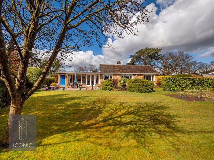 4 Bedroom Detached Bungalow For Sale In Beech Avenue, Taverham, Norwich, NR8