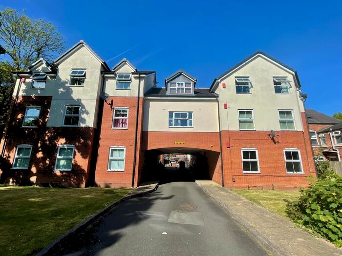 2 Bedroom Apartment To Rent In The Avenue, Acocks Green, Birmingham, B27