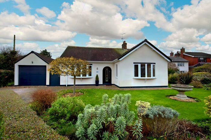2 Bedroom Detached Bungalow For Sale In Bretton Lane, Bretton, Chester, CH4