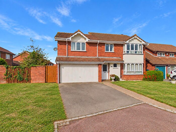 5 Bedroom Detached House For Sale In Quail Close, Barnwood, Gloucester, GL4