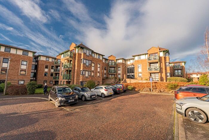 2 Bedroom Flat To Rent In North Werber Park, Craigleith, Edinburgh, EH4