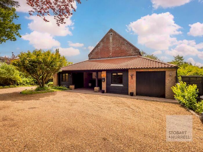 4 Bedroom Semi-Detached House For Sale In Shetland Cottage, Wayford Road, Stalham, Norfolk, NR12