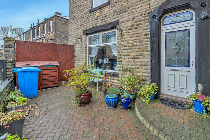 4 Bedroom End Of Terrace House To Rent In Victoria Street, Littleborough, OL15