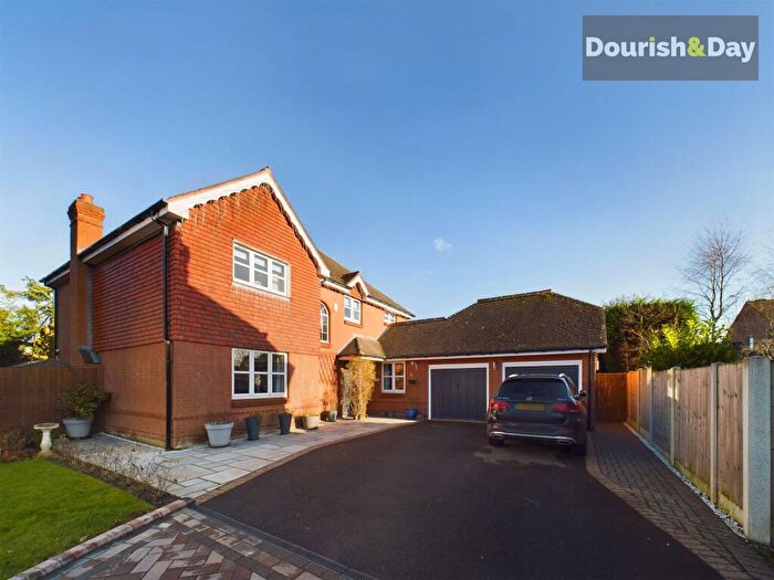 5 Bedroom Detached House For Sale In Meadowbank Avenue, Weston, ST18