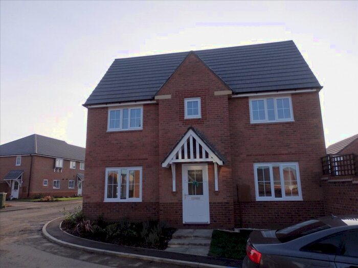 3 Bedroom Detached House To Rent In Keepers Close, Glenfield, Leicester, LE3