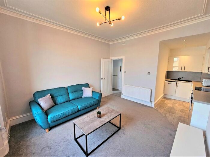 1 Bedroom Flat To Rent In Holburn Street, City Centre, Aberdeen, AB10