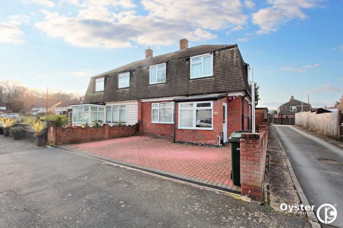 3 Bedroom Property To Rent In Blackford Road, Watford, WD19