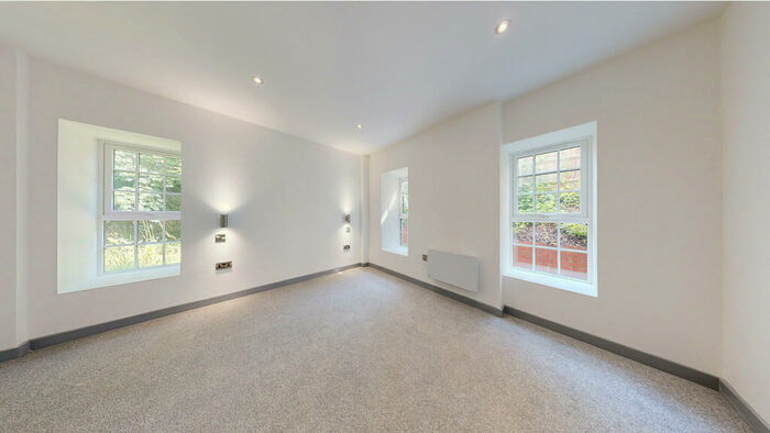 1 Bedroom Apartment To Rent In Harrington Close, CM23