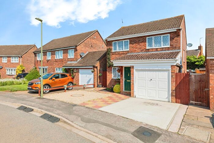3 Bedroom Detached House For Sale In Hardwick Park, Banbury, Oxfordshire, OX16