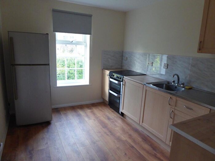 2 Bedroom Apartment To Rent In Westcote Road, Reading, Berkshire, RG30