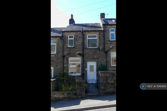 2 Bedroom Terraced House To Rent In Apsley Street, Oakworth, Keighley, BD22