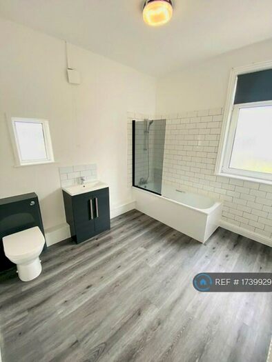 1 Bedroom Flat To Rent In Burslem, Stoke-On-Trent, ST6