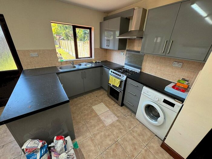 3 Bedroom Semi-Detached House To Rent In Springwell Road, Hounslow, TW5